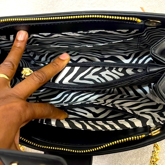 NWT Authentic Matmazel designed 5 pockets  Leather Tote shoulder bag . - Picture 9 of 10